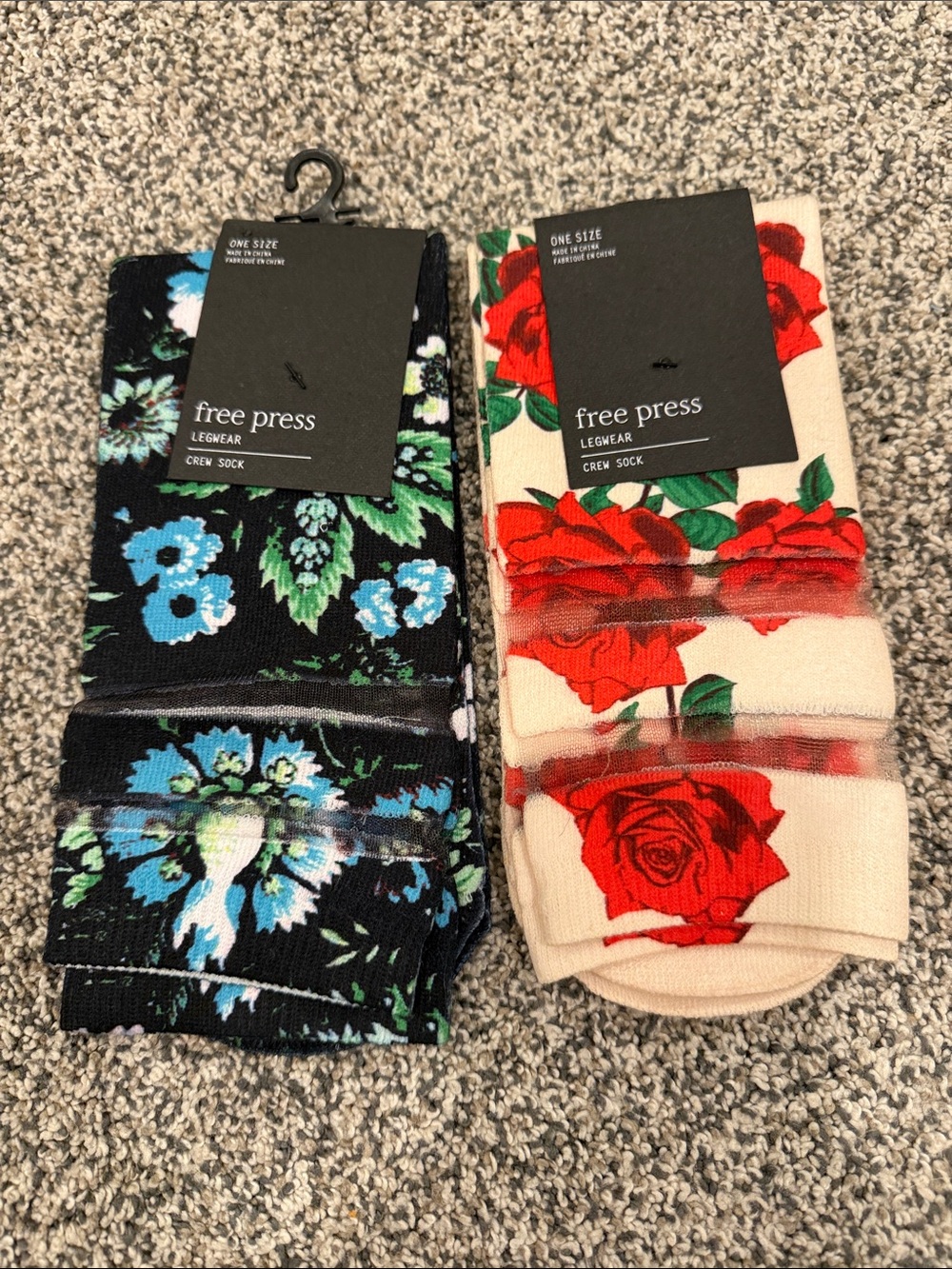 NWT Free Press OS Set of 2 Floral Feminine Coquette Retro Crew Socks